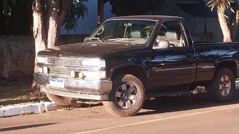Caminhonete furtada em Nova Santa Rosa é recuperada pela PRF em Guaíra