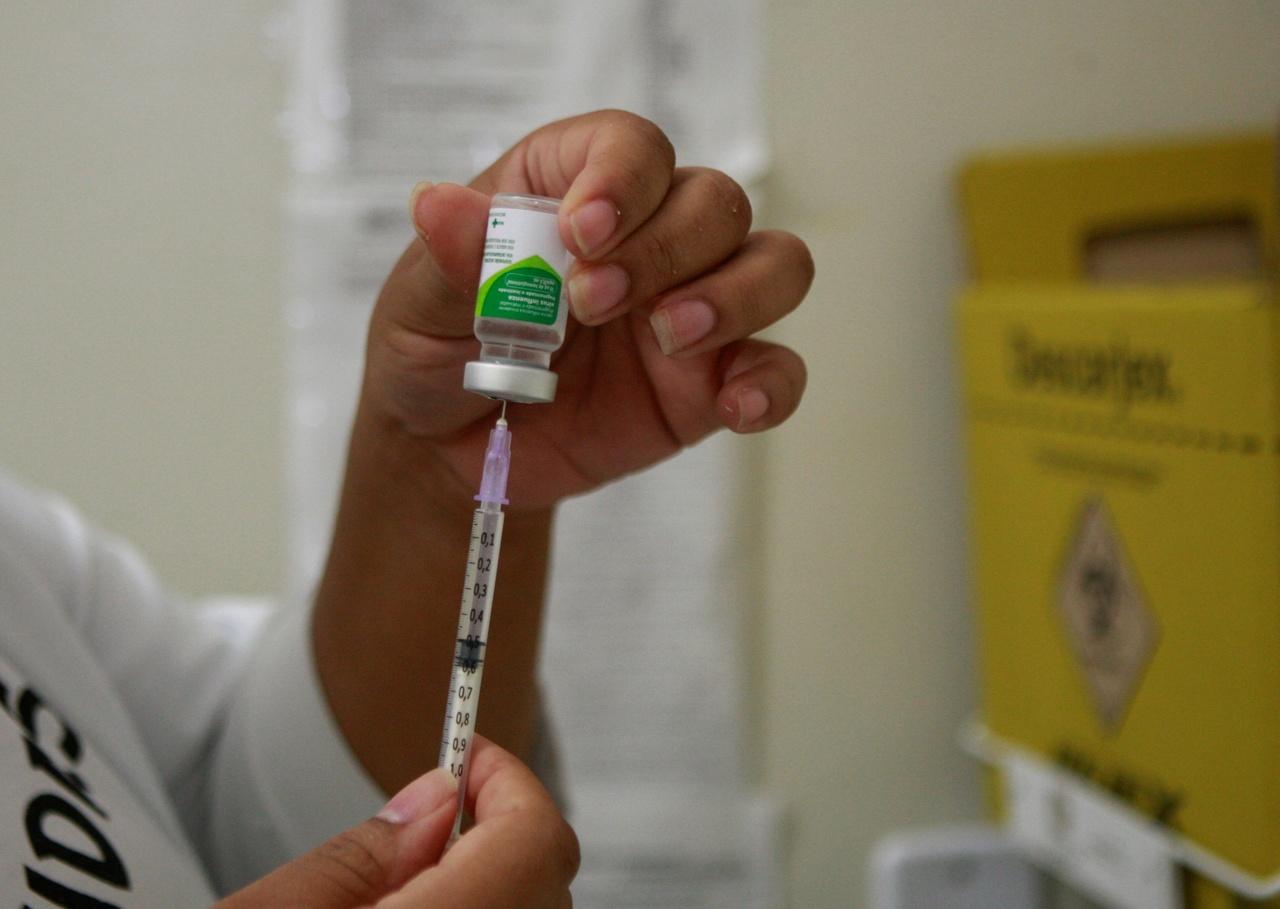 Vacinação contra a gripe é liberada para toda a população a partir de seis meses de idade