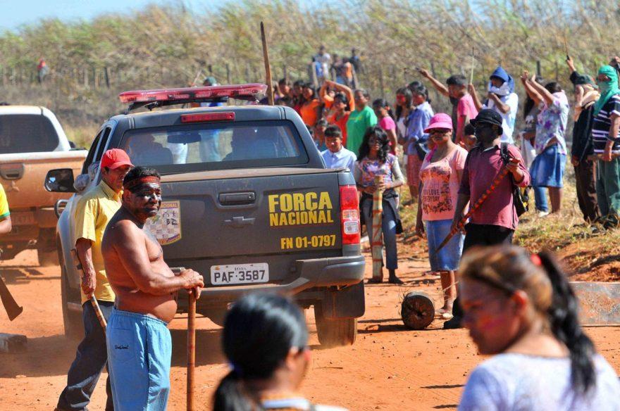 Guaíra - Conflito entre arrendatário e indígenas em área de invasão mobiliza Força Nacional